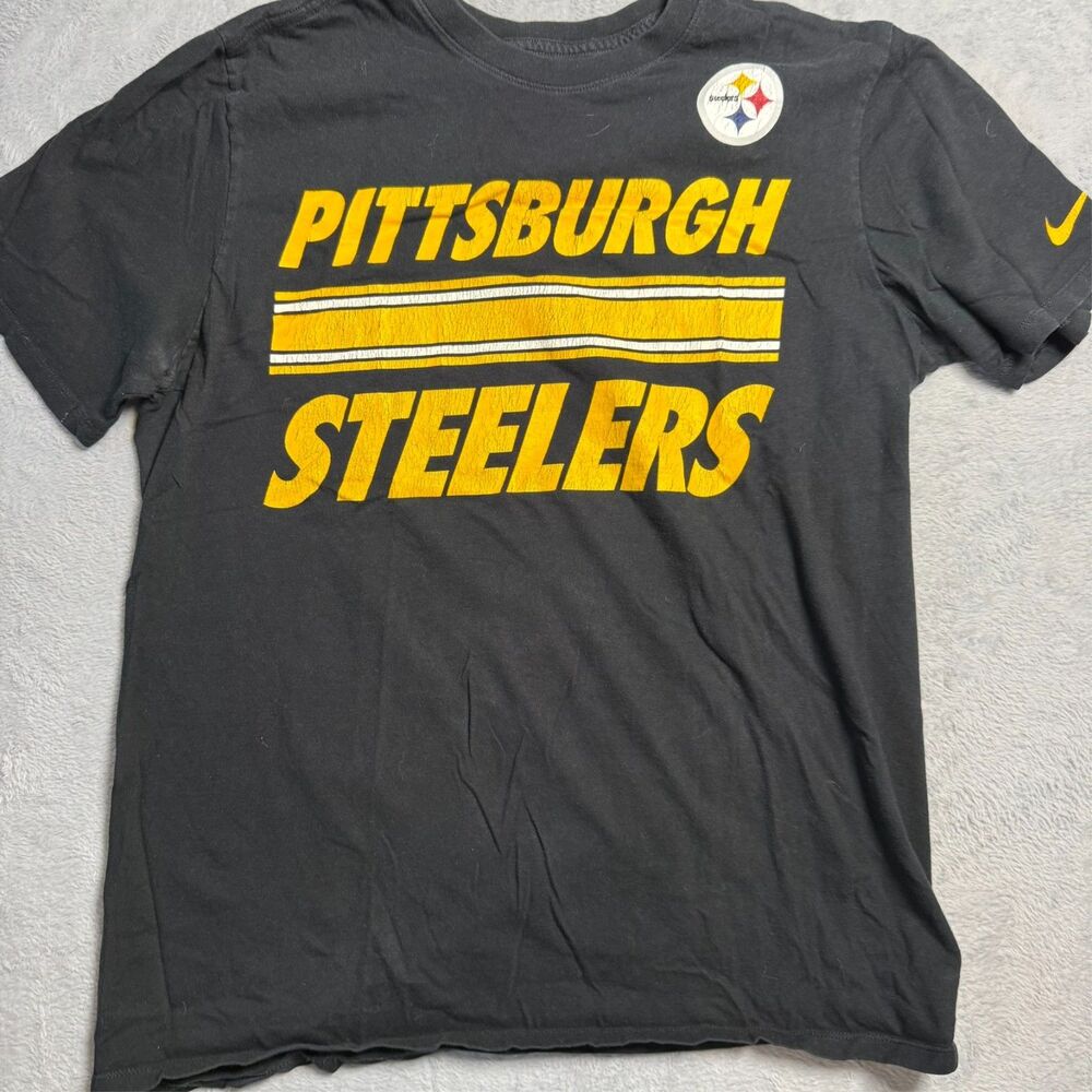 NFL Team Apparel Pittsburgh Steelers Logo Black T-Shirt Men's Large